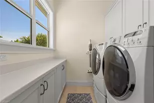 3191 Twin Lakes Ln, Sanibel, FL 33957 - Photo 38