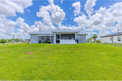 138 Milwaukee Blvd, Lehigh Acres, FL 33974 - Photo 22