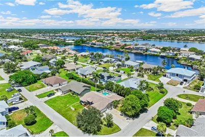 17593 Moorfield Dr, Fort Myers, FL 33908 - Photo 30