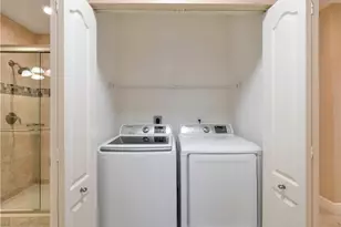 14819 Laguna Dr, Fort Myers, FL 33908 - Photo 4