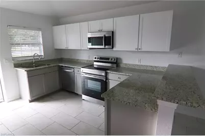 2912 SE Santa Barbara Pl #D, Cape Coral, FL 33904 - Photo 1