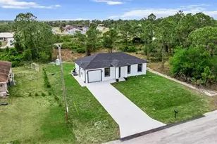 1262 Bowles Ave, Fort Myers, FL 33913 - Photo 10