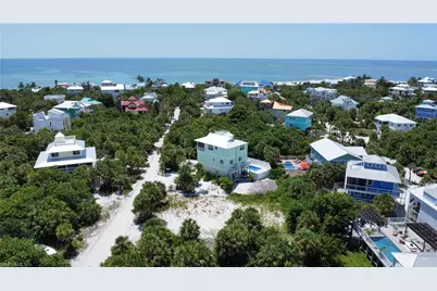 4490 Conch Shell Dr, Captiva, FL 33924 - Photo 2