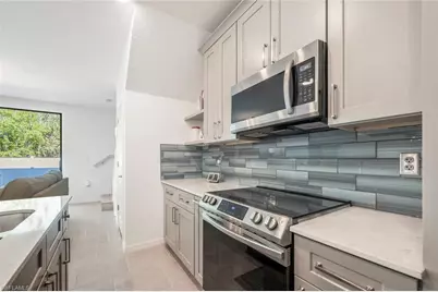 14195 Oviedo Pl, Fort Myers, FL 33905 - Photo 8