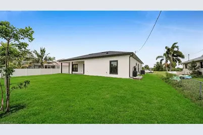 1630 NE 17th Ter, Cape Coral, FL 33909 - Photo 28