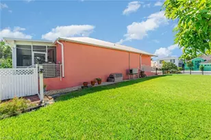 6070 Waterway Bay Dr, Fort Myers, FL 33908 - Photo 28