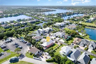 6070 Waterway Bay Dr, Fort Myers, FL 33908 - Photo 2