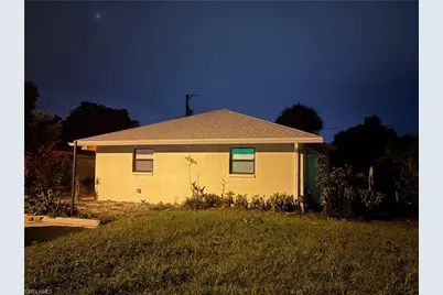 300-302 Hubbard Ave, North Fort Myers, FL 33917 - Photo 1
