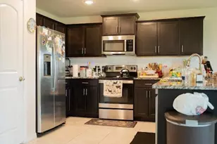 3903 NW 38th St, Cape Coral, FL 33993 - Photo 6