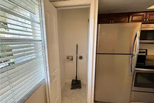 4611 SE 5th Pl, Cape Coral, FL 33904 - Photo 10