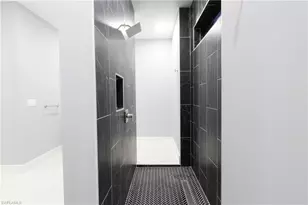 2514 52nd St SW, Lehigh Acres, FL 33976 - Photo 10