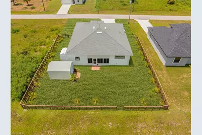 7005 Berwick Cir, Labelle, FL 33935 - Photo 42