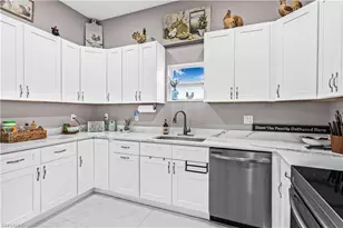 7005 Berwick Cir, Labelle, FL 33935 - Photo 18