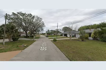 3914 SE 12th Ave, Cape Coral, FL 33904 - Photo 10