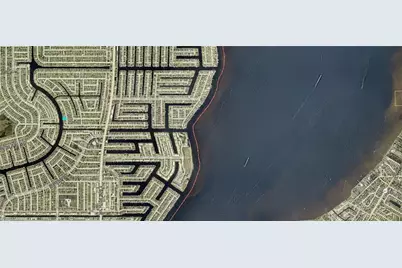 3914 SE 12th Ave, Cape Coral, FL 33904 - Photo 2