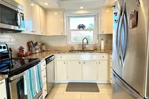 4563 SE 5th Pl, Cape Coral, FL 33904 - Photo 6