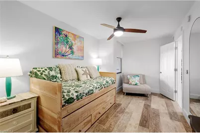 10562 Gulf Shore Dr #101/102, Naples, FL 34108 - Photo 18