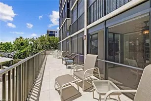 10562 Gulf Shore Dr, Naples, FL 34108 - Photo 8