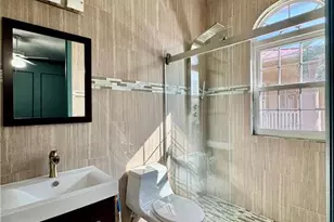 14370 McGregor Blvd, Fort Myers, FL 33919 - Photo 30