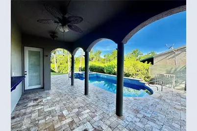 14370 McGregor Blvd, Fort Myers, FL 33919 - Photo 10