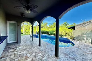 14370 McGregor Blvd, Fort Myers, FL 33919 - Photo 10