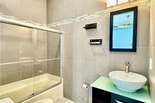 14370 McGregor Blvd, Fort Myers, FL 33919 - Photo 26