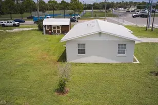 1637 Piney Rd, North Fort Myers, FL 33903 - Photo 24