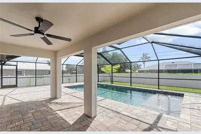 3734 SE 3rd Pl, Cape Coral, FL 33904 - Photo 6