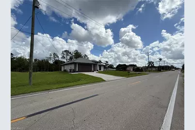 2107 E 10th St, Lehigh Acres, FL 33936 - Photo 6