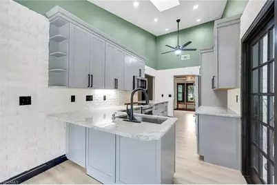 7239 Hendry Creek Dr, Fort Myers, FL 33908 - Photo 24
