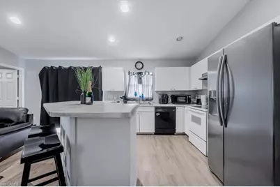 2436-2438 Joe Ave S, Lehigh Acres, FL 33973 - Photo 18