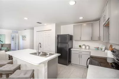 2030 NE 2nd Ave, Cape Coral, FL 33909 - Photo 6