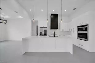 706 SW 28th St, Cape Coral, FL 33914 - Photo 16