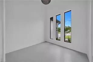 706 SW 28th St, Cape Coral, FL 33914 - Photo 14