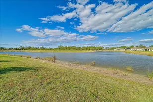 8908 Cascade Price Cir, North Fort Myers, FL 33917 - Photo 32