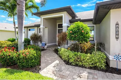 4407 SW 19th Ave, Cape Coral, FL 33914 - Photo 4