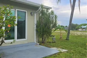 3707 SE 15th Pl, Cape Coral, FL 33904 - Photo 2