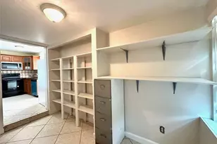 2400 Hunter Terrace, Fort Myers, FL 33901 - Photo 8