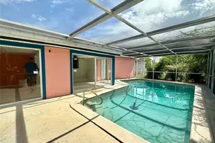 2400 Hunter Terrace, Fort Myers, FL 33901 - Photo 22