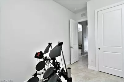 585 41st Ave NW, Naples, FL 34120 - Photo 24