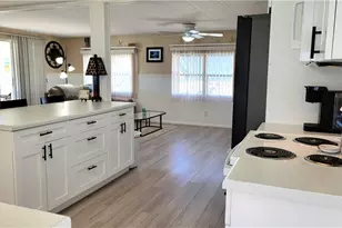 250 Hamlin Dr, Fort Myers, FL 33905 - Photo 4