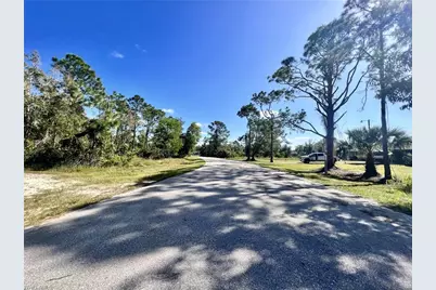 27455 N Twin Lakes Dr, Punta Gorda, FL 33955 - Photo 2