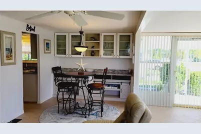 267 Shoreland Dr, Fort Myers, FL 33905 - Photo 4