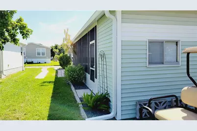 267 Shoreland Dr, Fort Myers, FL 33905 - Photo 2