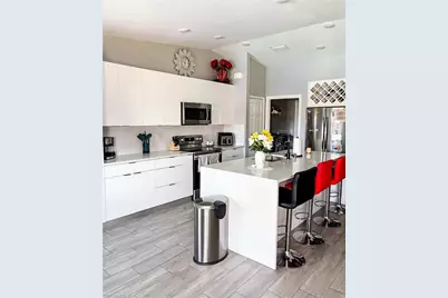 2914 NW 27th St, Cape Coral, FL 33993 - Photo 6