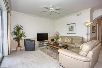 10480 Washingtonia Palm Way #1126, Fort Myers, FL 33966 - Photo 4