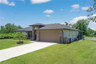 703 Wellington Ave, Lehigh Acres, FL 33972 - Photo 24