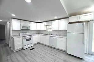 1982 Laurel Ln, North Fort Myers, FL 33917 - Photo 8