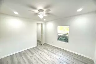 1982 Laurel Ln, North Fort Myers, FL 33917 - Photo 10