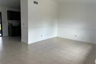 729 SW 46th St, Cape Coral, FL 33914 - Photo 6